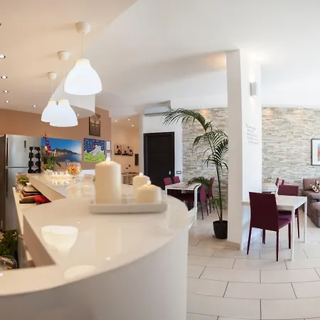 Ma&mi For 4* Cefalu