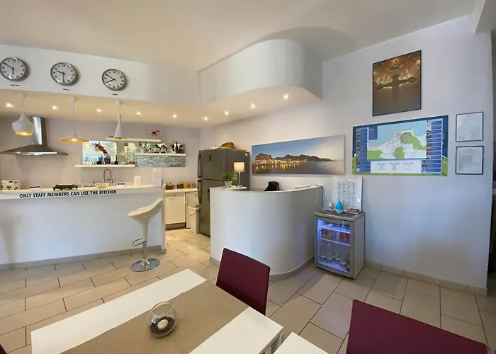 Ma&mi For לינה וארוחת בוקר 4*