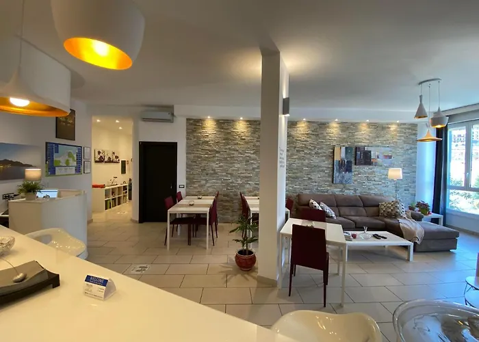 Ma&mi For לינה וארוחת בוקר צ'פאלו